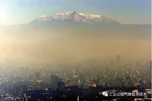 导读：大气污染是人类无法逃避、日趋严重的环境问题，威胁着亿万民众的健康和生活环境。从分子水平上理解大气二次污染物形成机理是预防、控制和治理大气污染的重要基础