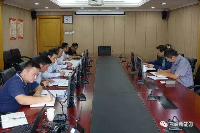 8月31日，三峽新能源在北京召開海上風(fēng)電在建項目專題會議，公司總經(jīng)理李斌，海上風(fēng)電事務(wù)部、東北分公司、江浙公司主要負責(zé)人參加會議。會議由副總經(jīng)理王益群主持