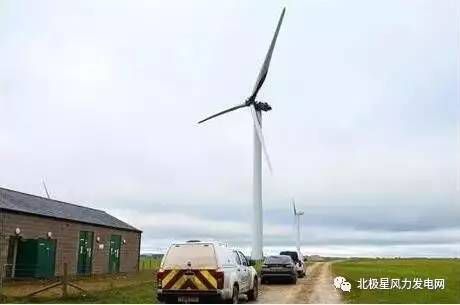 上半年我國風(fēng)電發(fā)電量、利用小時數(shù)同比去年有所增加，棄風(fēng)電量大大減少。2017年能源局安排風(fēng)電新增規(guī)模3065萬千瓦，2020年全國風(fēng)電累計裝機26782萬千瓦
