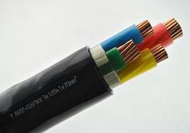 目前国内在BPCL交联电缆交接试验中存在的问题，从设备和标准上论述了变频谐振装置在进行高压电力电缆现场交流耐压的可行性。一、问题的提出：1、问题及现状近年来随着城网改造工程的实施，高压交联电缆开始大量使用