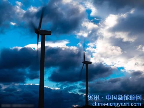                                                                                                                                                 
	　　10月16日下午，国家能源局新能源与可再生能源司副司长梁志鹏表示，风电经过数十年的发展，需要在新能源当中率先摆脱补贴依赖。基本思路就是分类型、分领域、分区域的逐步退出，在2020年至2022年基本上实现风电不依赖补