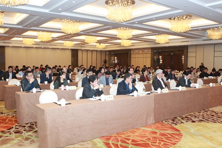 　　10月17-18日，国家质检总局科技委质量检测与管理专业技术委员会(以下简称“质量专业委”)年会暨“国家质量技术基础与产品质量提升”技术交流会在江苏常州召开。  会议现场     摄影：王孜一 　　会议由质量专业委主办，中国计量科学研究院(以下简称“中国计量院”)、中国标准化研究院(以下简称“中国标准化院”)、上海市质量监督检验技术研究院(以下简称&ldqu
