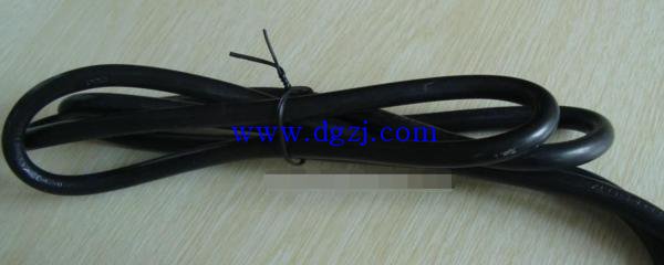
        	插座電線電線繞捆纏繞方法 
把一根線折5-6折，第一折放盡量長(zhǎng)點(diǎn)，把線圈繞在上面，到最后一圈把線伸到長(zhǎng)的一折里，拉緊第一折就行了 
電線是可以困扎的，把電源線繞成圓形的圈圈捆扎起來(lái)比較好，這樣會(huì)對(duì)線的影響比較小，這樣不僅美觀而且實(shí)用。 
1、可以用普通的綁繩將電源線捆綁
