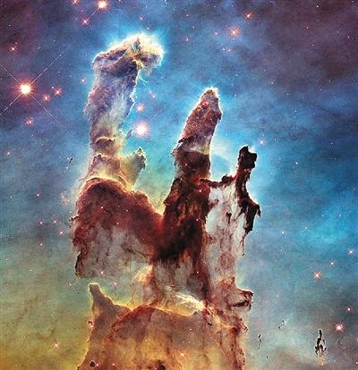 
            	“如果哈勃望遠鏡自己能做選擇，也應(yīng)是留戀宇宙不放手。”作為一架太空望遠鏡，“哈勃”的工齡實在是長得夠意思了，已經(jīng)堅持在崗27個春秋
