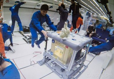 
                      去年4月份一新闻引起无数人的兴趣。由中科院重庆研究院与中科院空间应用中心共同研制成功了我国首台空间3Ｄ打印机