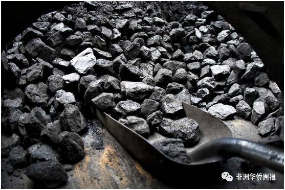 原标题：博茨瓦纳矿产企业Minergy拟于2018年在英国上市             11月10日，博茨瓦纳煤矿生产企业Minergy公司首席执行官安德雷·波杰称，该公司计划在2018年在伦敦上市，以继续完成公司扩张计划。 据了解，Minergy公司已经在博茨瓦纳本地上市，此次上市预计需要耗资92.5万美元成本