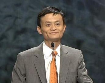 原标题：真实财富是马云十倍，稳坐20多年的华人首富，却被李光耀无情质问             在这个世界上有两种方法，可以快速积累财富，一个是创新，一个是垄断。前者的代表就是像马云这样的，后者的代表就是像李嘉诚这样的