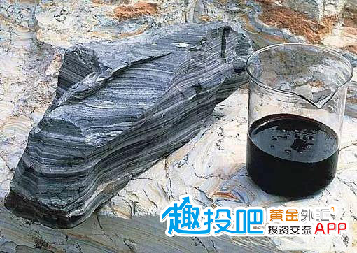 原标题：中国又一个石油大省！坐拥140亿吨石油，秒杀美国沙特            根据吉林省发布的《能源“十三五”规划》，吉林省油页岩已探明储量为1086亿吨，折合成油页岩油50多亿吨，约占全国探明资源量的80%以上，位列全国第一。截至2014年，吉林省在松辽盆地已经发现了4处超百亿吨的大型油页岩矿床