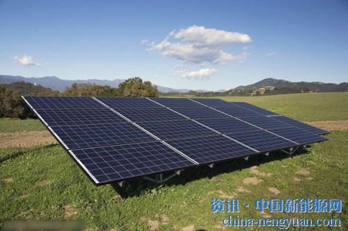                                                                                                                                                 
	　　法媒称，今年全球二氧化碳排放量可能会同比增加2%的消息成为联合国波恩气候大会讨论的热门话题，中国重新给出了能源“革命”的承诺，要给14亿中国人“一片蓝天”，14日推出