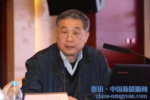                                                                                                                                                 
	　　近年来全球光伏产业持续快速增长，根据中国光伏行业协会数据统计，2016年全球光伏新增装机约73GW，其中中国34.54GW、美国14.1GW、日本8.6GW、欧洲6.9GW、印度4GW。2017年我国光伏产业发展能