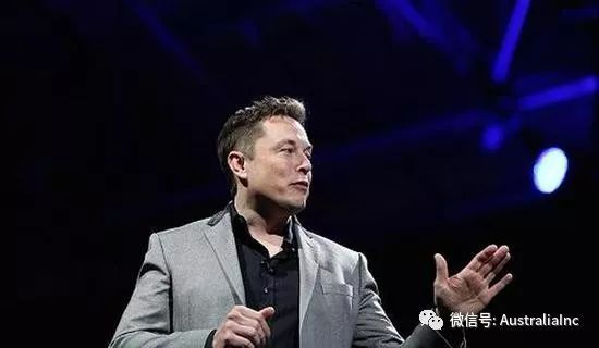 原标题：特斯拉在澳大利亚干了件大事            在特斯拉公司CEO埃隆-马斯克（Elon Musk）设定的100日最后期限之前，该公司在澳大利亚成功安装了全球最大的锂离子电池。  南澳大利亚官方周四表示，特斯拉电池组（Tesla Powerpacks）已完全安装就位，已接入Hornsdale风力发电厂