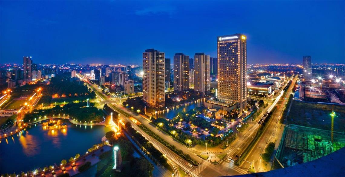 原标题：南方电网广东公司全面启动智能电网示范区建设             11月27日，记者从南方电网广东公司获悉，该公司在全省规划的7个智能电网示范区已全部获得批复，该公司将全面启动智能电网示范区建设。智能电网“飞入寻常百姓家”，将为地方经济社会发展和人们生产生活提供更加安全、可靠、绿色、高效的电力支撑，带来现代全新的用能体验