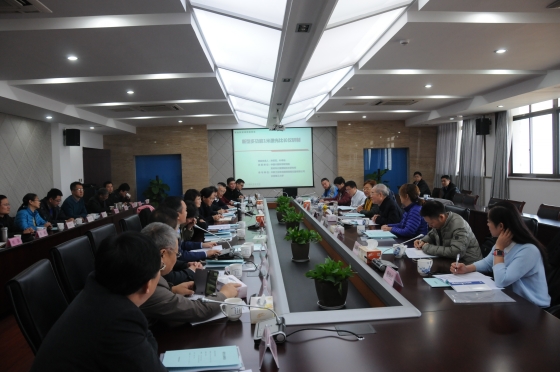 　　12月3日，“新型多功能1米激光比长仪研制”项目验收会在江苏常州市计量所召开。验收组由天津大学叶声华院士担任组长，中国航空工业集团公司北京长城计量测试技术研究所研究员马骊群担任副组长，成员包括浙江省计量科学研究院教授级高工茅振华、山东计量科学研究院研究员赵东升、安徽省计量科学研究院教授级高工金美峰、吉林省计量科学研究院教授级高工窦艳红