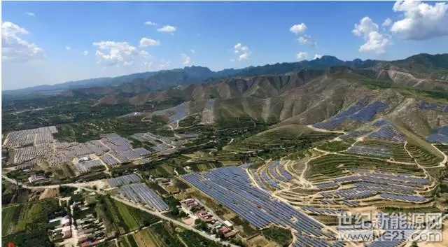 美丽古朴的芮城，地处山西省最南端，为晋、秦、豫三省交界处，有着山西“南大门”之称。



作为古今兵家必争之地，名声在外的中条山则耸立在芮城县域的北缘