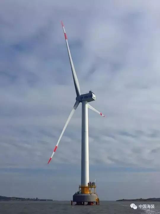 　　11月22日16时，中国海装2台H128-5MW风电机组在福建省福清市兴化湾海上风电样机试验风场完成测试，成功并网发电。

　　
　　福清兴化湾样机试验风场由三峡集团投资建设,项目位于福清市江阴半岛东南侧和牛头尾西北侧海域，地理位置优越、风力资源丰富，总用海面积约75公顷