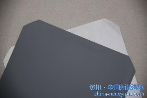                                                                                                                                                 
	　　中国的单晶硅片产能在2018年底即将超过60GW。按照隆基绿能的规划，2018年单晶硅片产能将达到25GW，而这一数据与目前全球最大的多晶硅片供应商——保利协鑫的产能几乎相当