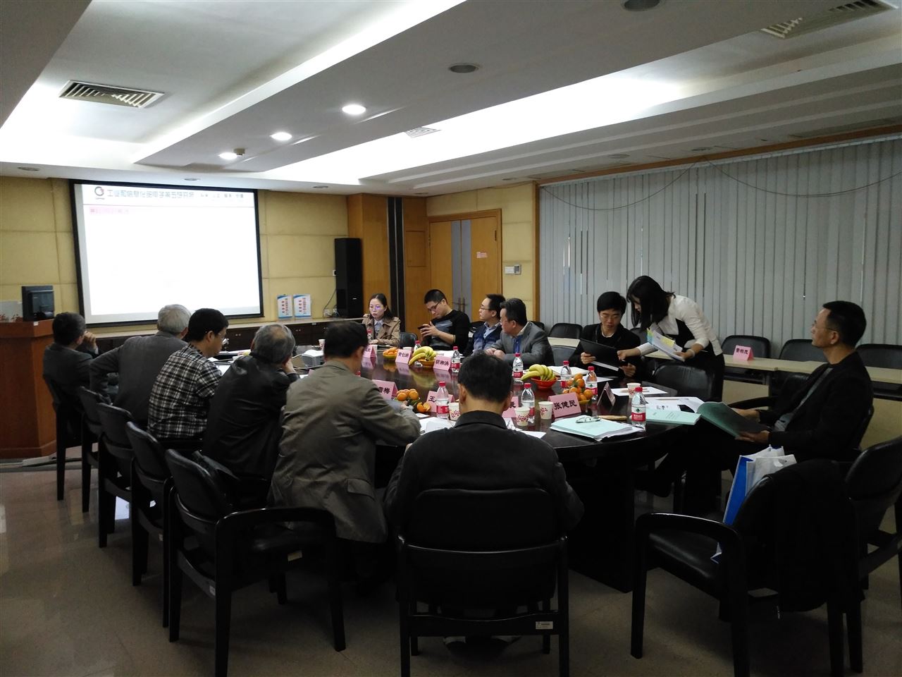 　　应工业和信息化部电子第五研究所申请，2017年12月28日，广东省测量控制技术与装备应用促进会、广州市仪器仪表学会联合在广东广州组织并主持由工业和信息化部电子第五研究所的《数控系统可靠性保证与验证技术研发与应用》、《随钻测量系统可靠性提升技术研究》两项目科技成果鉴定会。  (图片来自广州市仪器仪表学会) 　　鉴定会由广东省测量控制技术与装备应用促进会、广州市仪器仪表学会秘书长张健民高工主持，推选由华南理工大学刘桂雄教授、广州机械科学研究院陈雪梅教授级高工、广州中国科学院工