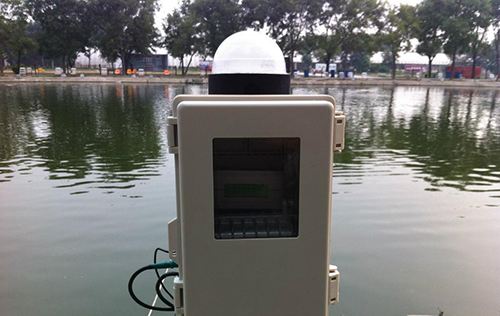 　　云南禄丰县星宿江1989年设置了5个水质监测断面，分别为螺丝河桥、水文站、腾龙桥、星宿江大桥、小江口，监测数据积累了近30年， 该河流水质状况、变化趋势已明晰；北甸河由于近年来勤丰镇羊街片区工业发展较快等因素，纳污承载力加重，为掌握该河流水质现状，自2015年起，禄丰县环境监测站按照上级主管部门指令在每年的枯、丰、平三个水期分别对北甸河出境断面进行一次水质取样分析，并对积累监测结果进行分析评价，目前，水质状况能基本说清。  (图片来自网络，侵删) 　　龙川江为过境河流，目