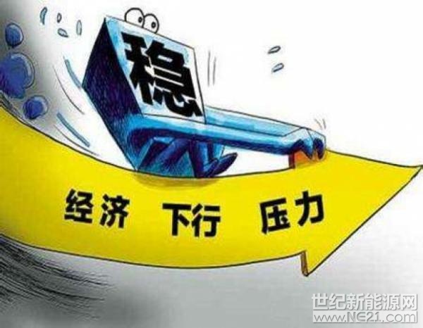 

不同于近来业内一片唱高、唱多2018年光伏产业发展行情的观点，我对2018年光伏产业的发展持谨慎态度。对于眼下“炙热”的分布式光伏，此前在《分布式光伏高速发展背后存隐忧，巨头们都瞄准“交易试点”机会》一文中做了一些分析（点击查看此前详细报道）