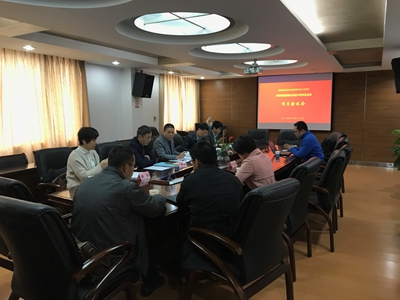 　　近日，由福建省计量院承担的福建省质监局科技项目《负荷传感器球头设计研究及应用》顺利通过验收。  图为验收会现场 　　负荷传感器是称重传感器、测力传感器的统称，用单项参数评价它的计量特性
