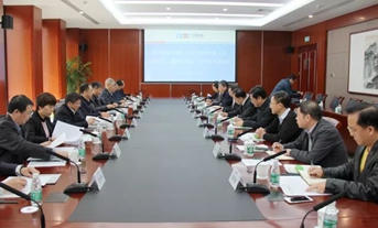 
                
	
                    
	1月9日，东方电气集团党组书记、董事长邹磊率队分别访问中国能建和华电集团，受到中国能建党委书记、董事长汪建平，华电集团党组书记、董事长赵建国，总经理、党组副书记温枢刚的热情接待。东方 电气集团原党组成员、副总经理朱元巢，党组成员、总会计师文利民，党组成员、副总经理徐鹏陪同访问