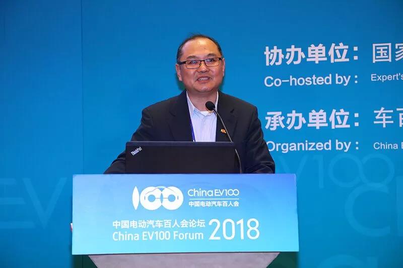 
	各位领导，各位专家，各位行业同仁，大家下午好！非常感谢组委会再次给我这样一个机会，向大家汇报一下在过去一年里，我们在研发和国际化发展过程中做的一些工作，希望与大家共享。


	


	万向 A 一二三系统有限公司工程副总裁：陈 旸


	我今天汇报的主要内容，首先简单谈一下技术，然后谈一下我们的国际化发展进程