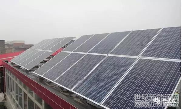隨著光伏電站走入人們的視野，大家對于光伏電站的關(guān)注程度也越來越高，近期有網(wǎng)友咨詢光伏電站逆變器與組件如何匹配。今天我們就來圍繞這個話題說說