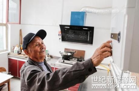 随着“电代煤”清洁取暖的推进，河南各地纷纷出台的相关设备购置和电价补贴政策成了“药引子”，不少农户“用得起”电。



（资料图）

进入采暖季，河南省开封市祥符区朱仙镇仰韶村村民关永伟给家里来了个大翻新——把室内的墙面重新粉刷一遍，烟雾缭绕、墙面发黑、每天收拾炉渣的日子一去不返了