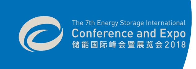 
南方區(qū)域首次將并網(wǎng)儲能電站寫入“兩個細(xì)則”，一是在身份上給予了儲能電站與傳統(tǒng)電廠同等的身份地位，再次明確給予調(diào)度下的儲能電站補(bǔ)償支持，鞏固了儲能電站在電力系統(tǒng)發(fā)電側(cè)的主體地位，輔助服務(wù)補(bǔ)償標(biāo)準(zhǔn)的提升也為各應(yīng)用領(lǐng)域儲能技術(shù)提升應(yīng)用價值提供了保障;二是激勵與約束同時存在，并網(wǎng)直調(diào)儲能電站在兩個細(xì)則下提供輔助服務(wù)，并接受調(diào)度補(bǔ)償，但同樣受到考核約束;三是參與方式多種多樣，儲能電站可獨立參與輔助服務(wù)市場，聯(lián)合火電廠、可再生能源和與用戶配套參與輔助服務(wù)市場，市場化獲益水平還取決于五地區(qū)輔助