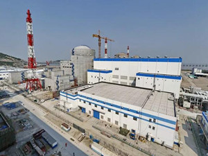 
                
	
                    
	2月15日，田湾核电站3号机组顺利完成100小时满功率连续运行考核，至此，3号机组完成调试大纲规定的所有试验项目，机组具备投入商业运行条件，标志着田湾核电站二期工程首台机组正式建成。

	

	田湾核电站二期工程是继被习近平总书记誉为“中俄核能合作的典范项目”的一期工程后，中俄两国继续深化核能领域合作的又一重大项目