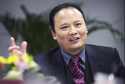 &nbsp;&nbsp;&nbsp;&nbsp;&nbsp;&nbsp;全国人大代表、通威集团董事局主席刘汉元4日建议，在税费减免上对光伏产业给予倾斜，对光伏发电平价上网给予政策支持。　　刘汉元认为，税费负担是制约光伏产业健康发展的头号拦路虎