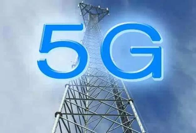
                
	
                    
	近期，中國移動(dòng)、中國聯(lián)通、中國電信相繼披露了其5G研發(fā)進(jìn)程，各大手機(jī)廠商也在積極布局，5G手機(jī)有望明年面世。

	

	在三大運(yùn)營商中，中國移動(dòng)是最早布局5G的