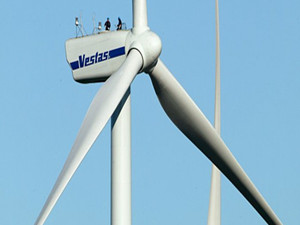 
                
	
                    
	日前，维斯塔斯获得了德国意昂集团气候与可再生能源公司在意大利的订单，将为意大利最大的风电拍卖项目之一Morcone项目提供19台共计57MW的V112-3.0 MW风电机组。包括此订单在内，维斯塔斯从2012年起已在意大利通过拍卖获超过900MW的订单量