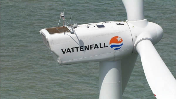                                         
	　　荷兰经济部日前公布了在荷兰的北海水域2座海上风电场（2x250 MW，Hollandse Kust I and II，距离海岸线22公里）的招标结果：瑞典公司Vattenfall（“大瀑布电力公司”）力克挪威Statoil和德国Innogy公司赢得了该项目的建设权。荷兰政府这次招标是全球首次无补贴的海上风电项目，预计2022年并网发电