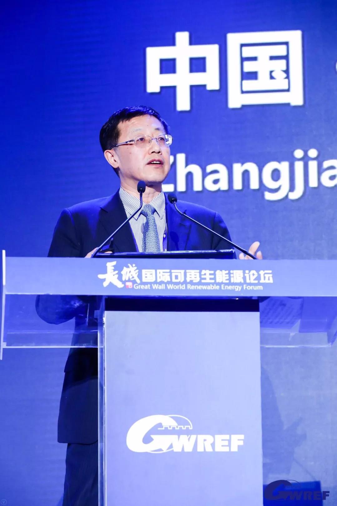                        我们每一个人都是美好生活的追求者，也是美好生活的创造者，能源转型将为我们早日实现美好生活创造可能。  3月22日，新疆金风科技股份有限公司（下称“金风科技”）董事长武钢在河北张家口召开的2018长城国际可再生能源论坛上，作了题为《未来能源与美好生活》的主旨演讲