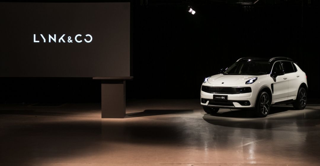 原标题：一周“全球500强”十大投资动态（03.24-03.30）            【投资导读】：读懂全球投资要闻，掌握500强企业一周财经大事！这个周五，【投资广州】微信号给你补补课！本周全球企业大事件有沃尔沃明年将在比利时工厂生产领克SUV、软银将在沙特成立全球最大太阳能发电公司等等，下面跟着【投资广州】一起补课吧！ 事件一：沃尔沃宣布2019年在比利时根特工厂生产领克汽车 沃尔沃汽车从明年开始，将在其位于比利时根特的工厂生产领克旗下运动型多用途车（SUV），这标志着中国汽车品牌首度在欧洲生产。