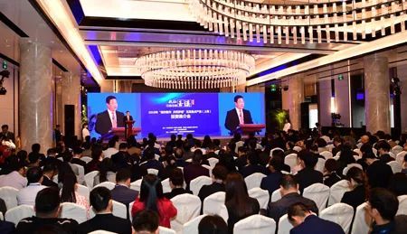 原标题：2018年“相约春天 共筑梦想”玉溪重点产业（上海）投资推介会举行　31个项目签约总投资额219.89亿            三月申城春色浓，抚仙玉溪情亦融。3月31日下午，七彩云南 抚仙玉溪—2018年“相约春天 共筑梦想”玉溪重点产业（上海）投资推介会在上海市举行