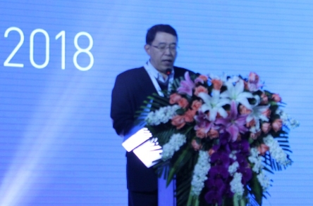 
			              為助力中國儲能企業(yè)與國際接軌，同時致力于推動中國儲能產(chǎn)業(yè)機(jī)制的建立，實現(xiàn)儲能技術(shù)商業(yè)化，中關(guān)村儲能產(chǎn)業(yè)技術(shù)聯(lián)盟舉辦的“儲能國際峰會暨展覽會2018(ESIE 2018)”于2018年4月2-4日在北京國家會議中心舉行。中國能源研究會常務(wù)副理事長史玉波在2018年儲能國際峰會上發(fā)表致辭，速記內(nèi)容如下：

尊敬的各位來賓，女士們、先生們：
大家上午好!
很高興與大家相聚在“儲能國際峰會暨展覽會2018”，共同就儲能技術(shù)和產(chǎn)業(yè)發(fā)