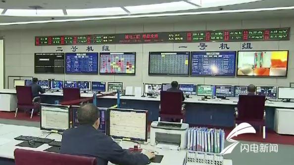 原标题：动能转换看落实｜山东清洁能源发电装机容量增长59.8%            齐鲁网4月7日讯 在山东电力供应结构中，火电占比超过77%，山东实施的新旧动能转换重大工程提出，要逐步将煤炭能源消费比重降低到55%左右。今年前两个月，山东加快推进新能源重点工程建设，清洁能源发电装机容量同比增长59.8%，能源供给结构显著优化