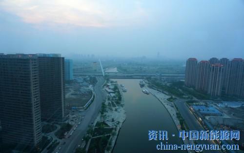                                                                                                                                                                     
	　　中国三峡集团的子公司将投资180亿元人民币（29亿美元/ 23亿欧元）在天津南岗工业区外的1吉瓦海上风电项目中。

	　　天津经济技术开发区（TEDA）周二宣布与中国三峡新能