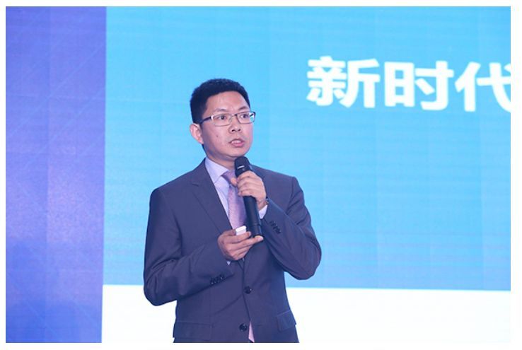 原标题：城市水环境治理的现状、6个问题与10个发展方向            9 星期一 2018年4月 文章来源：中国水网 整理：程云 面对当前水环境面临的众多问题与挑战，中国城市规划设计研究院水务院资源能源所所长、住房城乡建设部海绵城市建设技术指导专家委员会委员王家卓在“2018(第十六届)水业战略论坛”上发表精彩演讲，讲述新时代背景下城市水环境治理的现状问题与未来方向。 当前水环境治理存在哪些问题?为什么城镇污水处理厂越建越多，但是污水厂进水COD浓度越来越低呢?未来水环境治理该朝着哪些方向发展?面