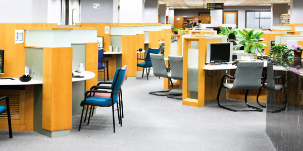 原标题：长治制造业项目可行性研究报告            长治制造业项目可行性研究报告 泓域咨询-领先的投资信息咨询服务机构 作为投资决策前必不可少的关键环节，可行性研究报告是在前一阶段的项目建议书获得审批通过的基础上，主要对项目市场、技术、财务、工程、经济和环境等方面进行精.确系统、完备无遗的分析，完成包括市场和销售、规模和产品、厂址、原辅料供应、工艺技术、设备选择、人员组织、实施计划、投资与成本、效益及风险等的计算、论证和评价，选定最佳方案，依此就是否应该投资开发该项目以及如何投资，或就此终止投资还