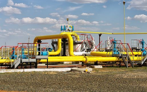 原标题：6万吨LNG 5分钟内全部认购，到底发生了什么             4月18日，中海石油气电集团有限责任公司浙江销售分公司首场LNG保供预售交易专场活动在上海石油天然气交易中心正式启动，9万吨预售LNG全部成交，市场反响热烈，创新交易模式受下游企业一致看好。 文丨李玲 中国能源报实习记者 记者从上海石油天然气交易中心获悉，当日挂出的9万吨LNG通过竞价全部成交，其中上午的6万吨（7月交货）成交价为3380元/吨——3390元/吨，最大单笔成交量12000吨，最小单笔成交量500吨