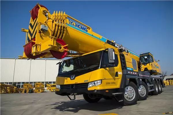 原标题：【华创机械李佳团队】机械行业2018第15周周报：山西煤化工投资5年600亿，中兴事件提示设备国产化刻不容缓             华创机械核心股票池本周表现  投资要点 1.本周行情概览   本周机械设备指数下跌3.39%，沪深300指数下跌2.85%，创业板指下跌2.29%。机械设备在全部28个行业中涨幅排名第19位