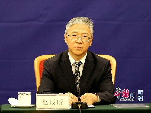 原标题：发改委：努力实现天然气稳定供应 确保民生用气需求             国家发改委经济运行调节局局长赵辰昕(中国网 宗超 摄) 中国网财经4月27日讯 国家发展改革委于今日上午10时召开专题新闻发布会，国家能源局相关司局负责同志出席，介绍“天然气产供储销体系建设”有关工作情况并回答记者提问。 以下为文字实录：  记者：去年冬天以来，全国曾经出现过一次较大范围的供气紧张，被媒体称作为“气荒”，后来我们了解到，在发改委、能源局等相关部门的共同努力下，没有出现大的问题