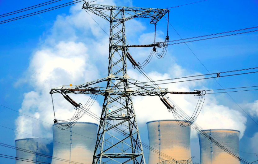 原标题：区块链与人工智能结合 EtainPower打造能源区块链3.0            导言：2018年4月，美国EtainPower团队推出首个依托区块链技术的可再生能源交易平台，通过区块链技术的去中心化特性，打造出可面向全世界的公平透明的投资渠道，连接全球各地可再生能源生产商、投资人、消费者以及电网运营商，进而加速促进可再生能源项目在全球范围内的发展。 全球污染化下的能源行业 近年来，“新能源汽车”、“人工智能AI技术”、“区块链技术”、“雾霾”、“臭氧空洞”等，成为全球关注的热点话题