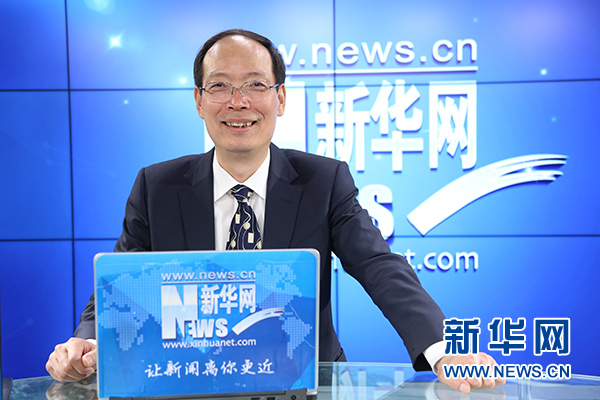 中国石化新闻发言人、宣传工作部主任吕大鹏接受采访　　4月28日，中国石化新闻发言人、宣传工作部主任吕大鹏、中国石化能源管理与环境保护部副主任陈俊走进新华会客厅，并回应了《绿色企业行动计划》的相关内容。吕大鹏表示，中国石化一直致力于绿色清洁能源的开发利用，经过多年的努力，已经卓有成效