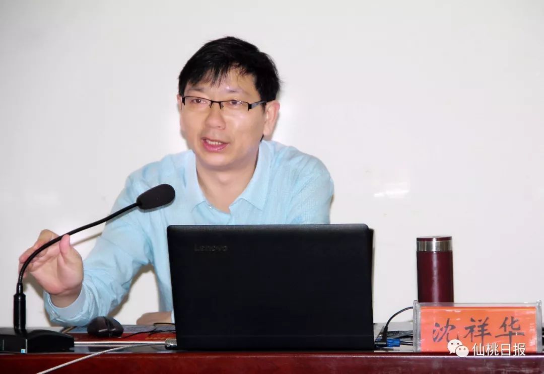 原标题：践行社会主义生态文明观 开创人与自然共生新格局 ——“新时代湖北讲习所（仙桃）”媒体访谈之一            提要： 建设生态文明是中华民族永续发展的千年大计。必须树立和践行绿水青山就是金山银山的理念，坚持节约资源和保护环境的基本国策，像对待生命一样对待生态环境