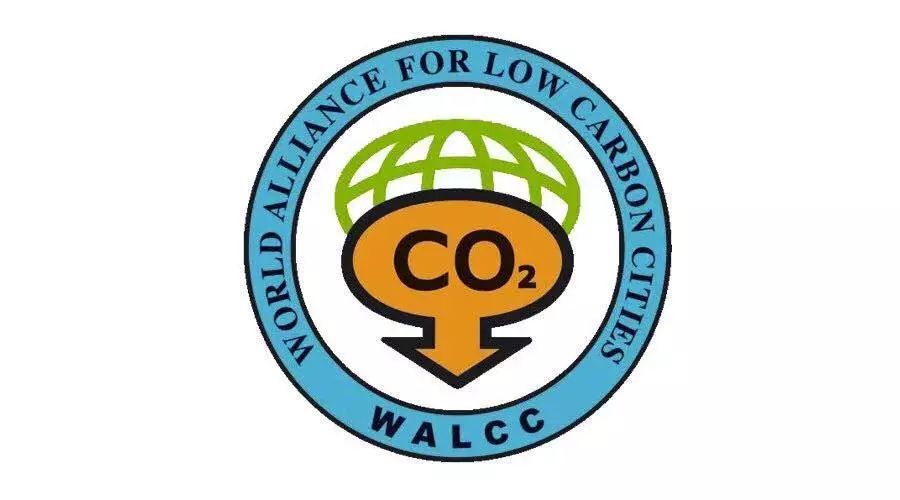 原标题：【邀请函】与世界级专家相约腾冲，共商低碳产业大计！                 ——【 日程规划】——          2018年5月18日，论坛开幕式及“ 一带一路与绿色低碳循环发展”演讲          上午 主持：孔 英，世界低碳城市联盟主席，清华大学教授          08:30-09:00    签到          09:00-09:50    开幕致辞保山市政府腾冲市政府Pasi Mikkone，世界低碳城市联盟副主席，芬兰Fortum集团副总裁周 虎，国家工信部副巡视