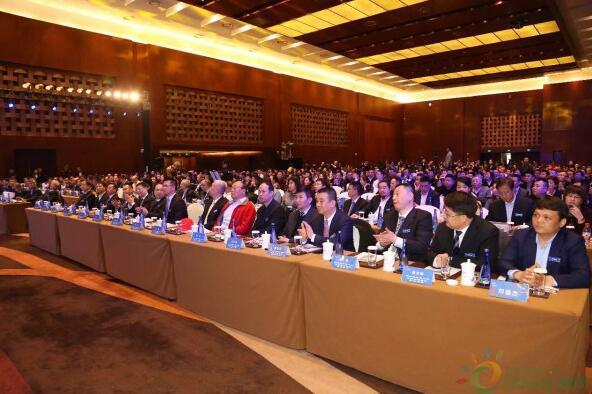 原标题：大海集团--引领光伏行业的隐形冠军            　　近年来，中国制造在多个产业领域已经达到甚至超过世界制造强国的技术水平。当前，面对世界经济形势的复杂多变，我国“一带一路”政策的实施，以及互联网技术所带来的生产力变革，让中国制造业的发展面临着全新的格局